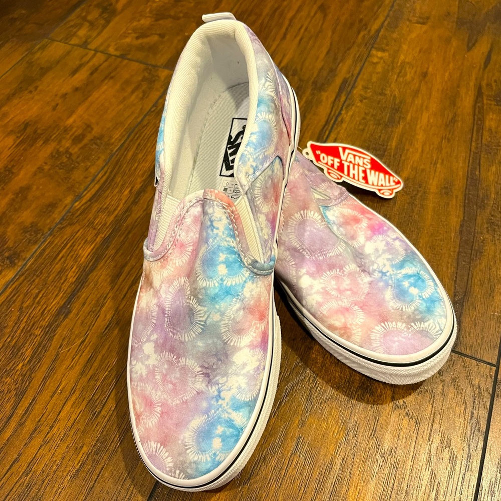 Vans Missy Pastel Tie Dye Heart Slip-on Sneaker: Size 5